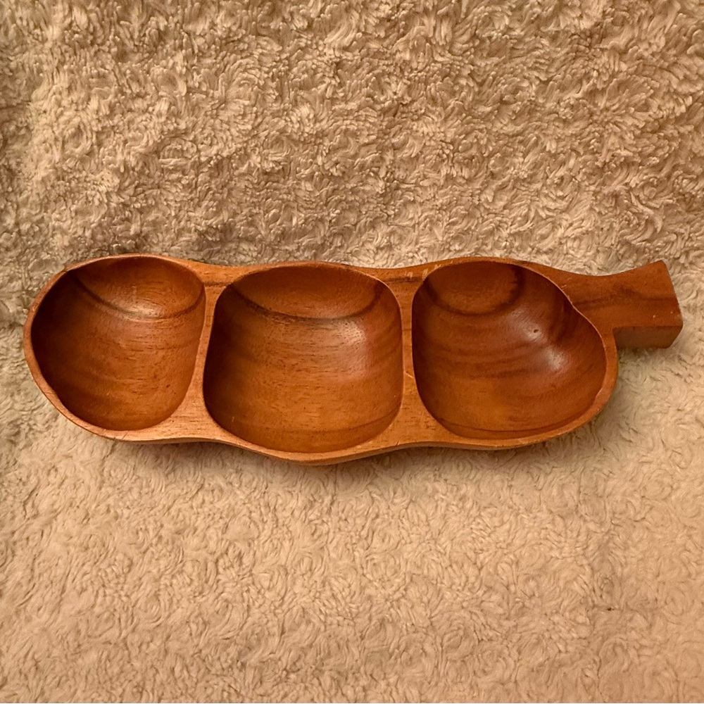 Vintage 1976 Hawaii Rare Monkey Pod Wood Decorative Peapod Wood Serving Dish